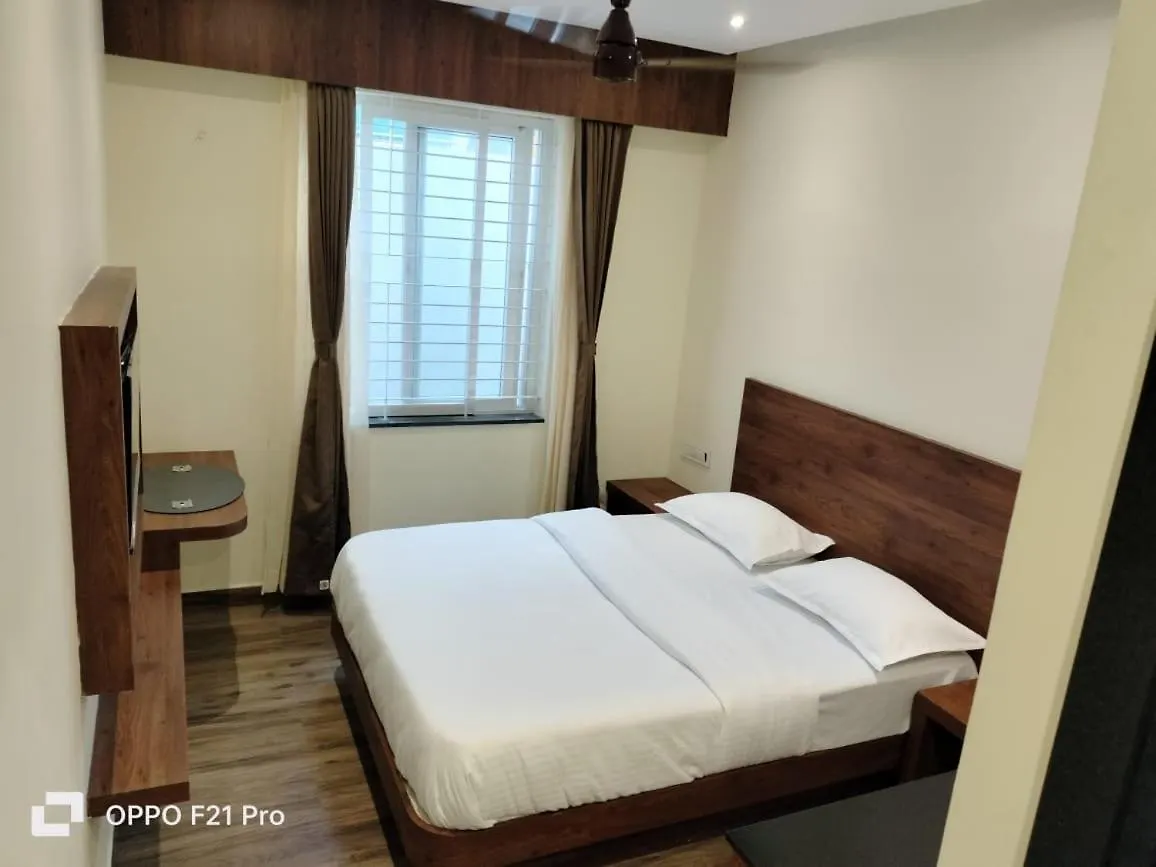 S K Legacy Hotel Mysore 3*,