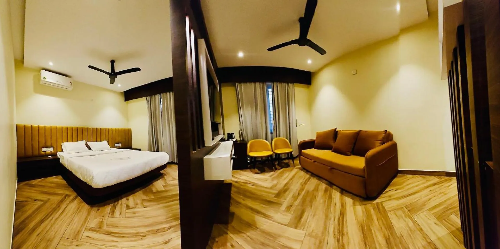 S K Legacy Hotel Maisúr
